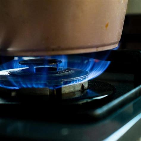 is it safe to manually light a gas stove